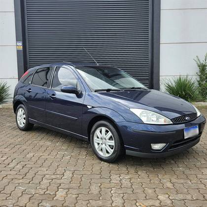 FORD FOCUS 2.0 GHIA 16V GASOLINA 4P MANUAL FORD FOCUS 2.0 GHIA 16V GASOLINA 4P MANUAL